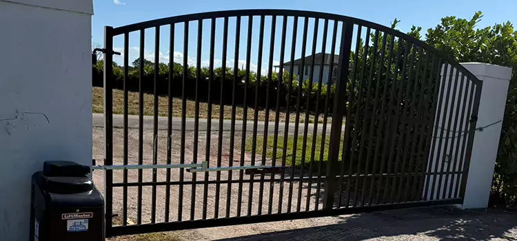 Driveway Fence Repair Maywood